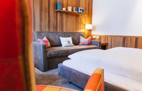 Schlafzimmer Couch und Bett im Doppelzimmer Couch und Bett im Doppelzimmer