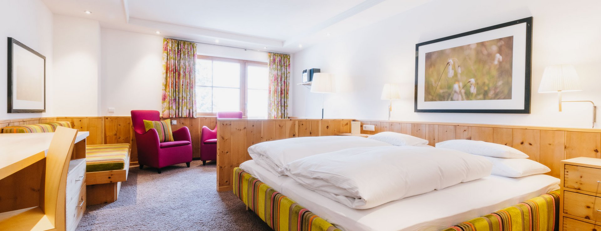Schlafzimmer des Komfortdoppelzimmers mit Balkon Foto des Schlafzimmers des Komfortdoppelzimmers mit Balkon