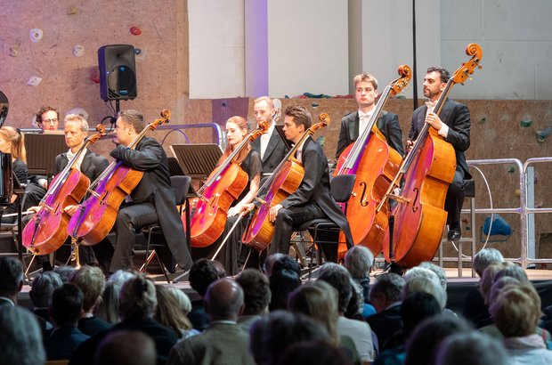 Das Lech Classic Festival Ein Orchester spielt Musik