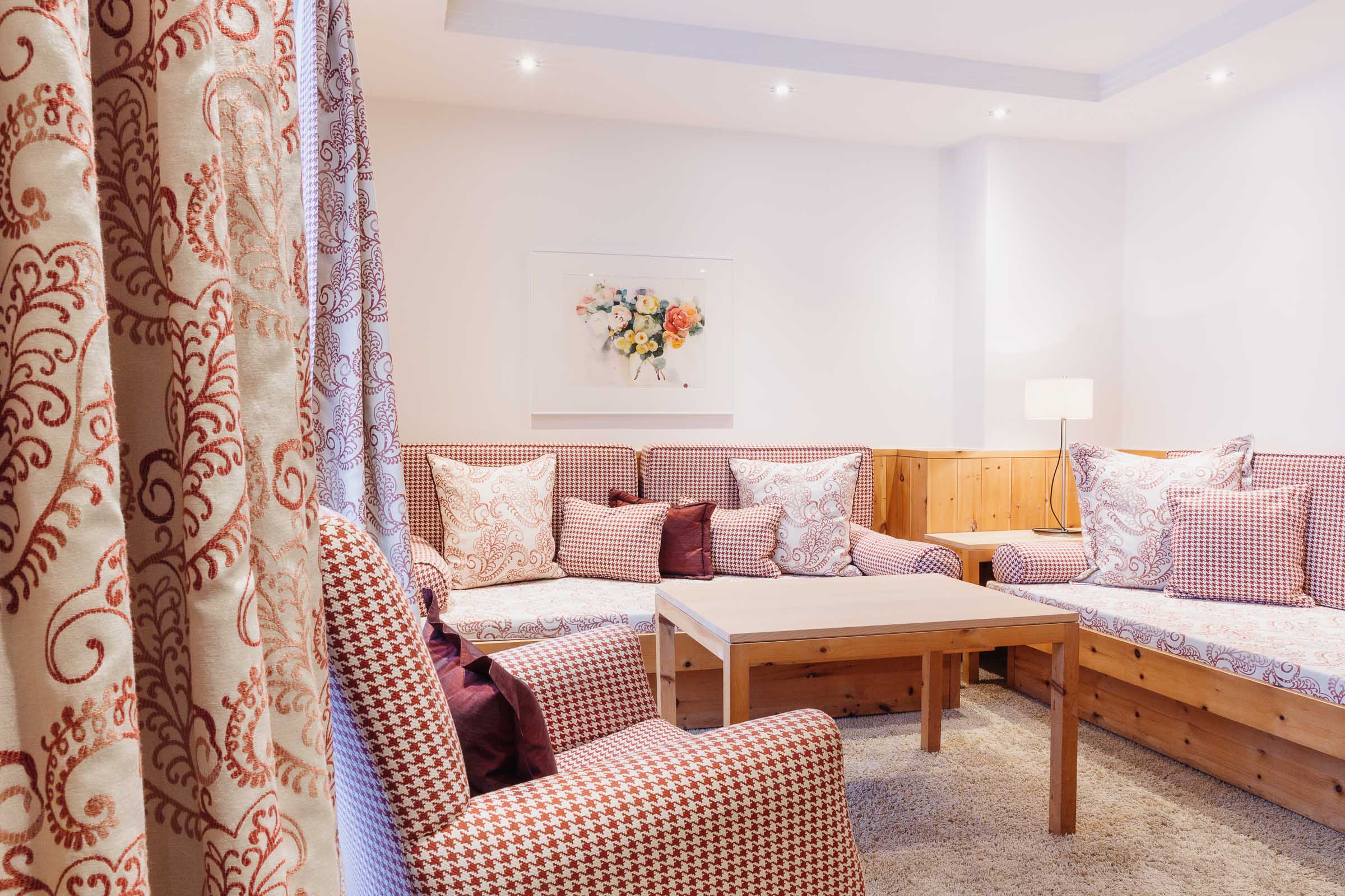 Wohnbereich Junior Suite mit Balkon Der Wohnbereich der Junior Suite mit Balkon
